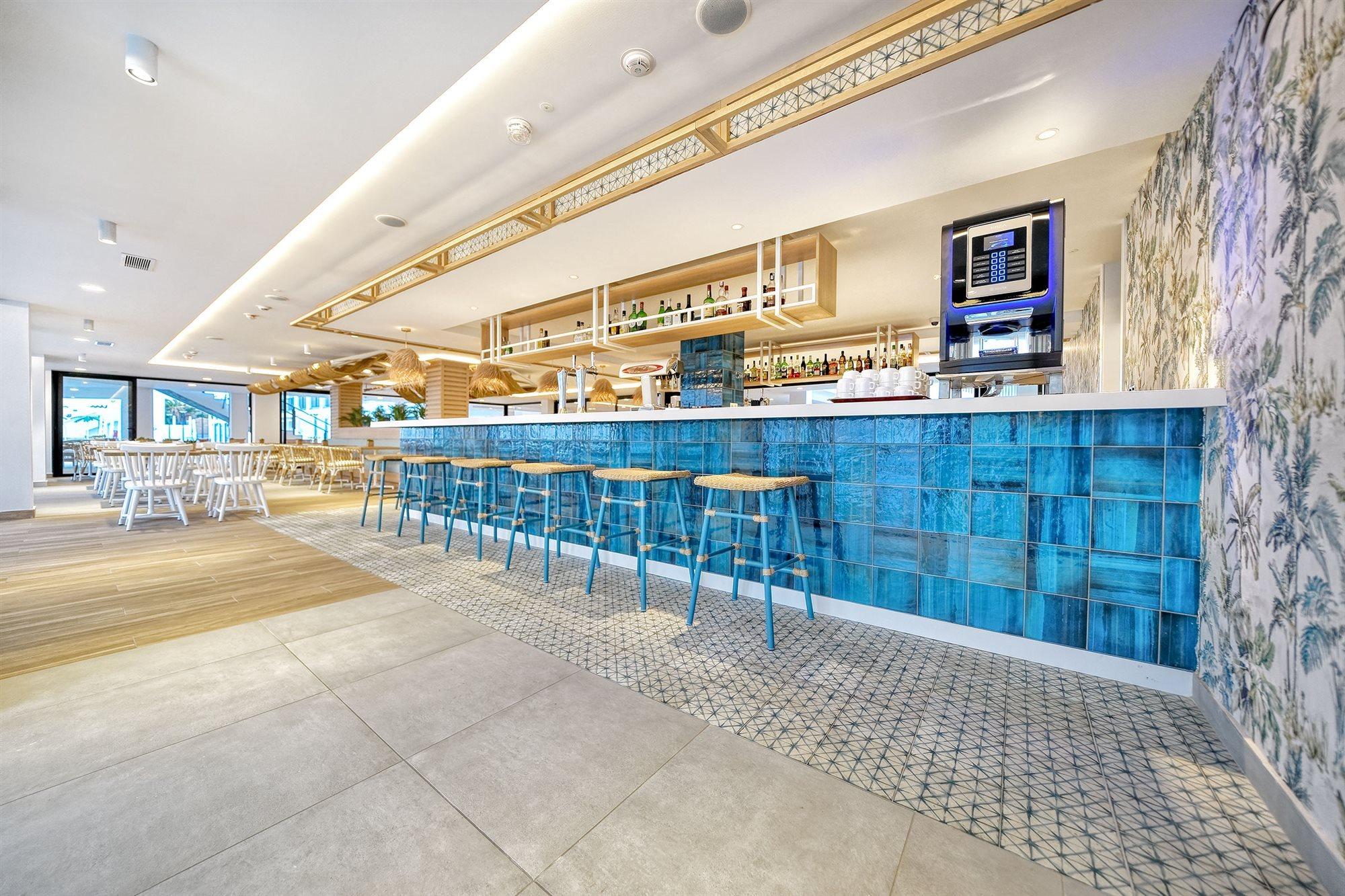 브론세마르 비치 호텔 칼레타데푸스테 외부 사진