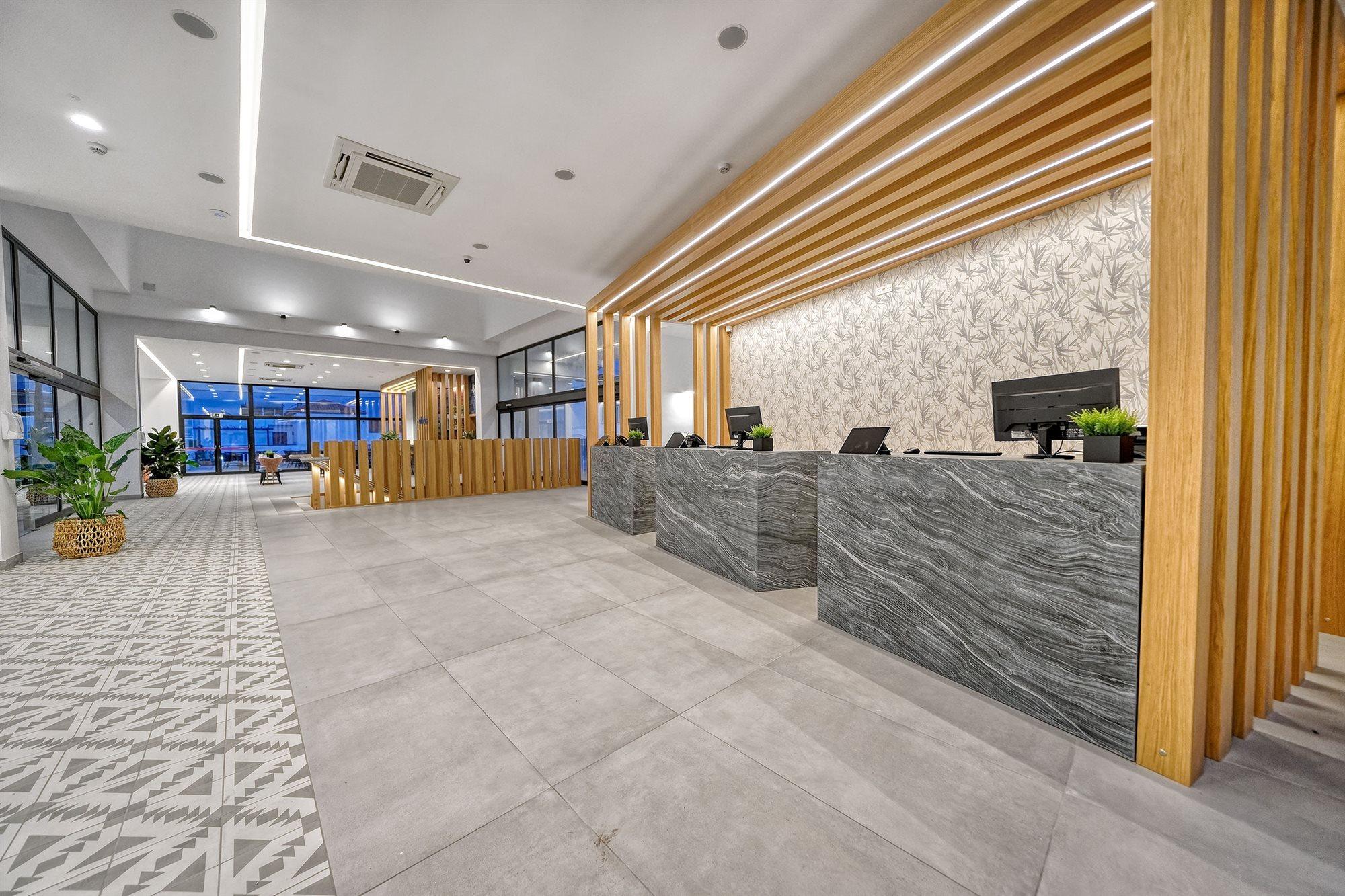 브론세마르 비치 호텔 칼레타데푸스테 외부 사진